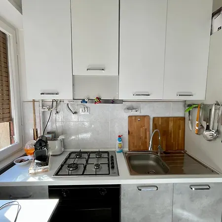 Accogliente Stanza Privata In Zona A Milano